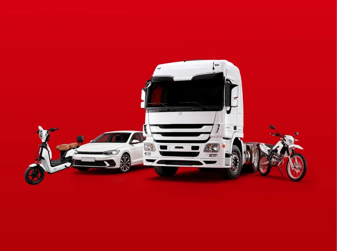 Equipe Confiauto em atendimento